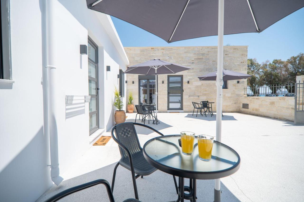 Kiani Apts * Каливес