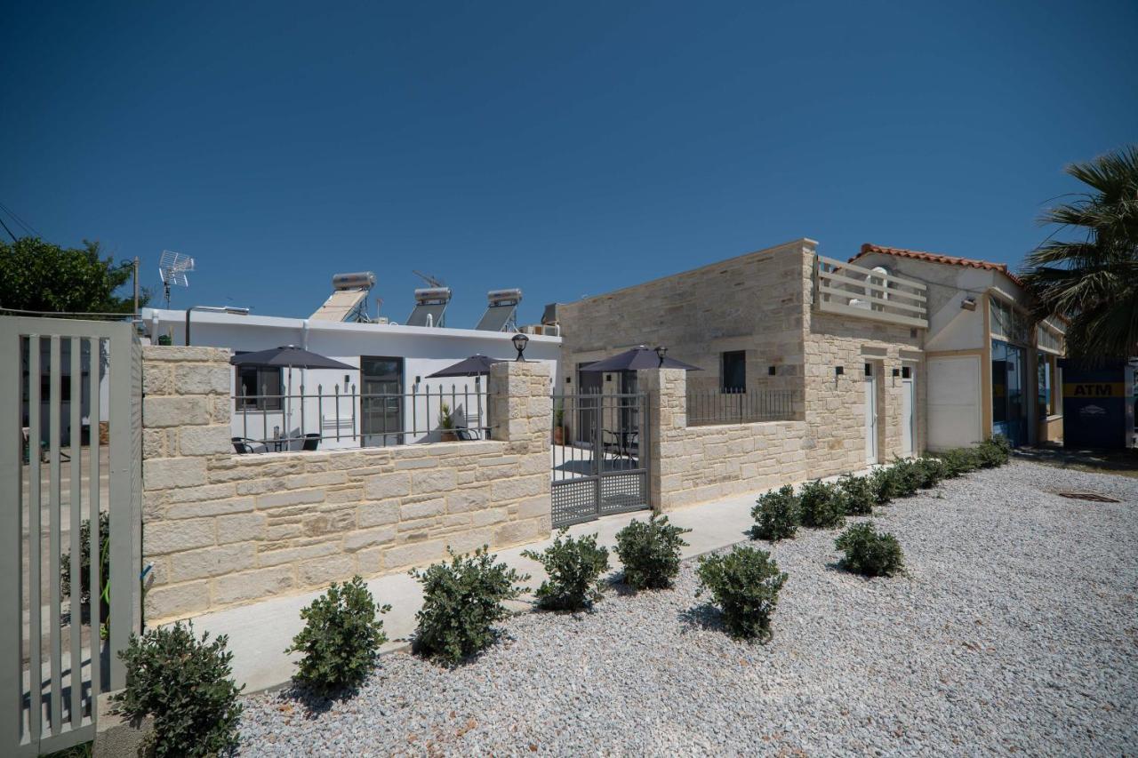 Kiani Apts *