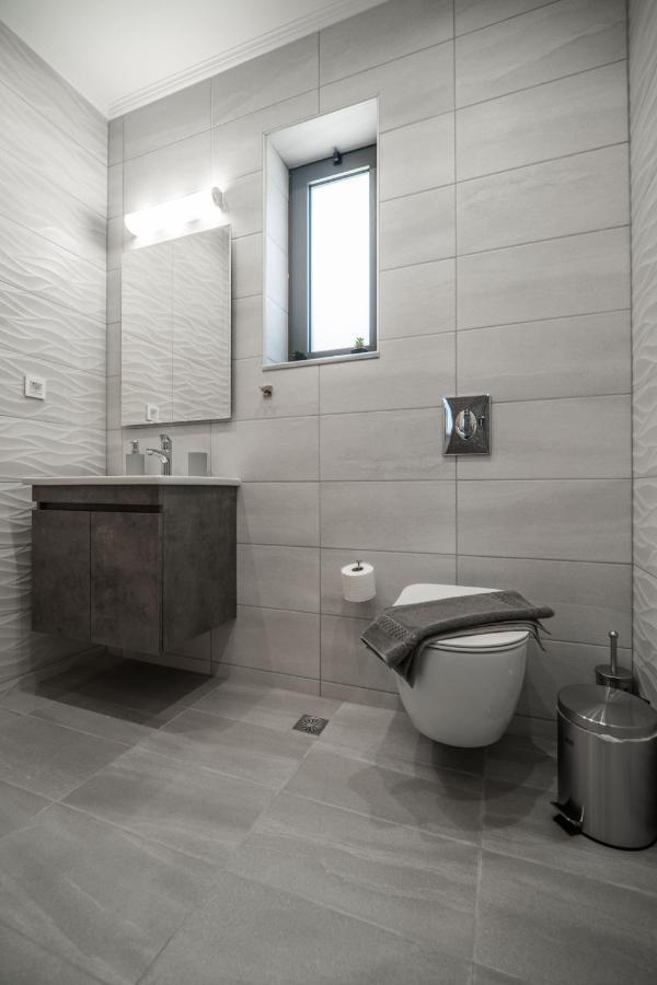 Дом отдыха Kiani Apts *